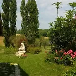 Gospodarstwo wiejskie Le Calvie, *
