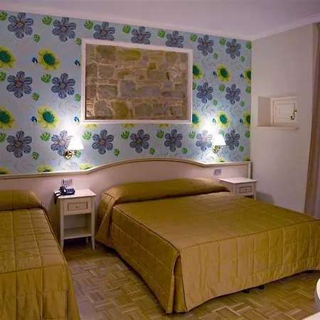 Le Calvie, Casa di campagna Camerino