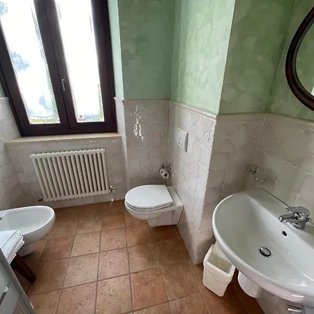 Le Calvie, Casa di campagna Camerino