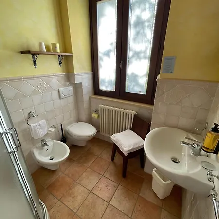 Le Calvie, Hétvégi ház Camerino