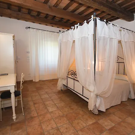 Le Calvie, * Camerino