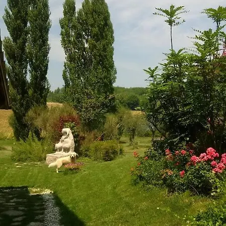 Hétvégi ház Le Calvie, *