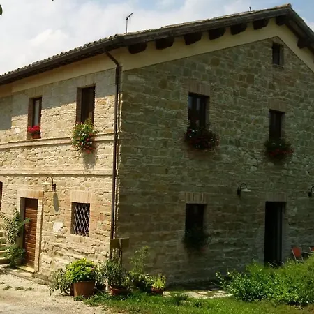 Casa di campagna Le Calvie, Camerino